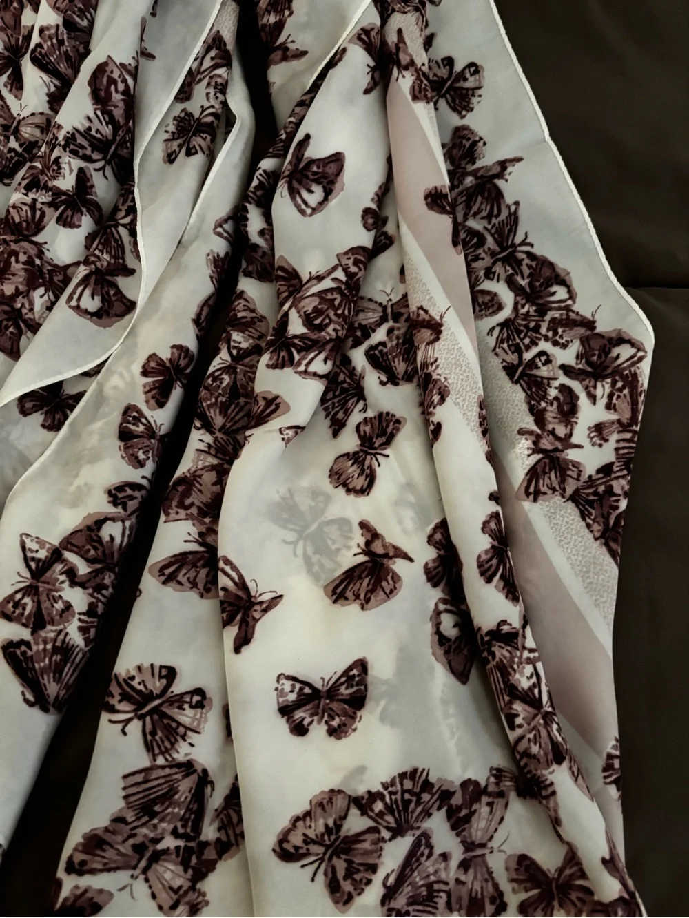 100% Silk Cream Wrap Scarf with Mauve Butterfly Print - Picture 6 of 9